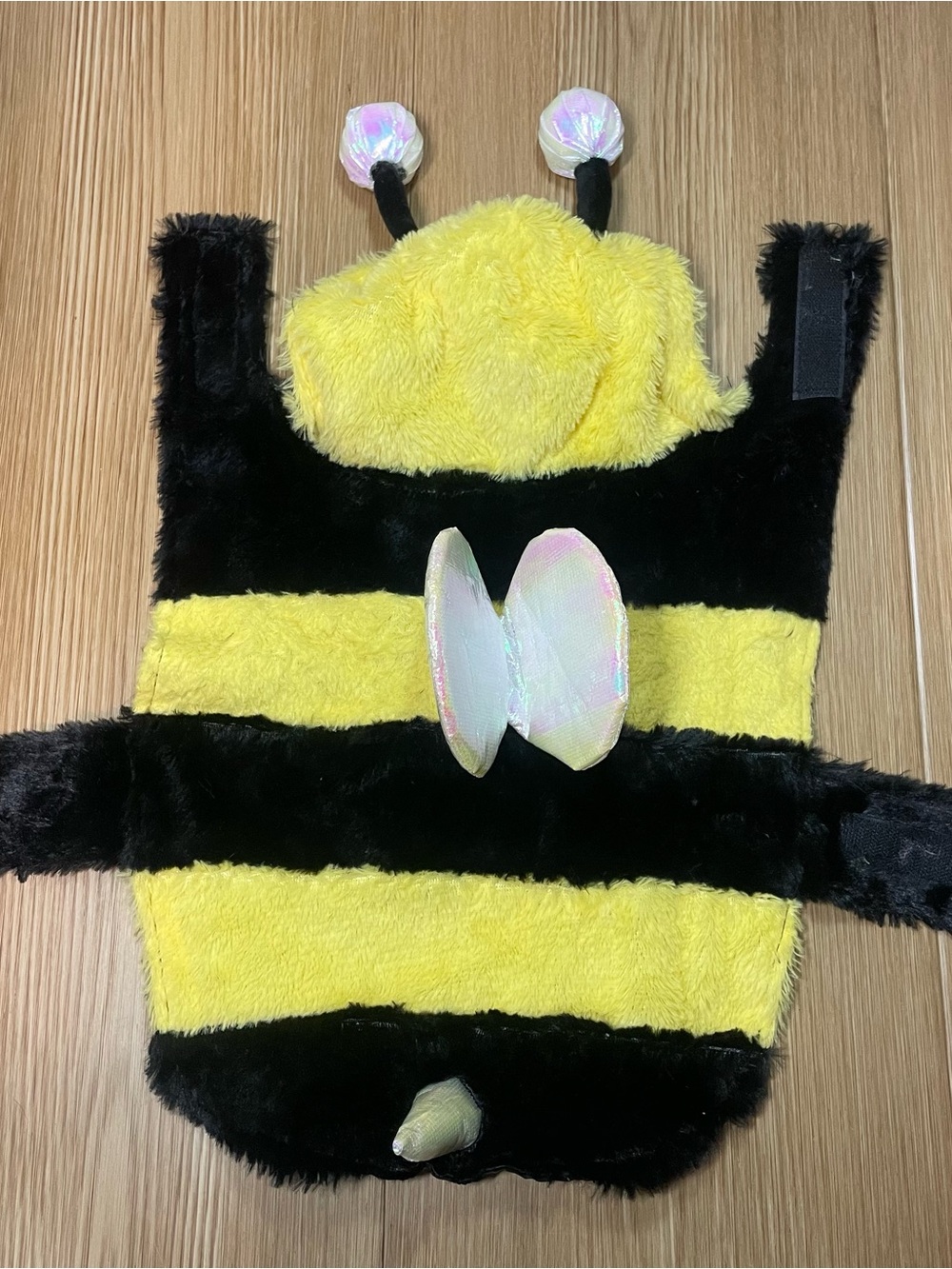 Thrills & Chills Pet Bumble Bee LED Light-Up Costume Plush Yellow Black Medium M